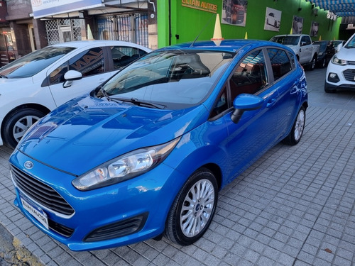 Imagen 11 de 13 de Ford Fiesta Kinetic Design 2015 1.6 Se 120cv