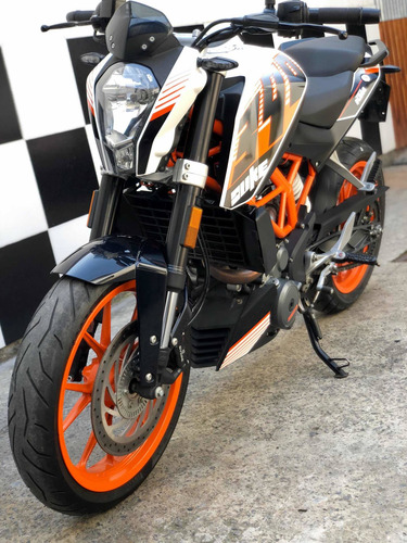 Imagen 2 de 13 de Ktm 390 Duke