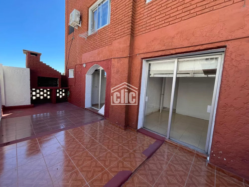 Apartamento 2 Dormitorios Zona Gorlero, Bajos Gastos Comunes