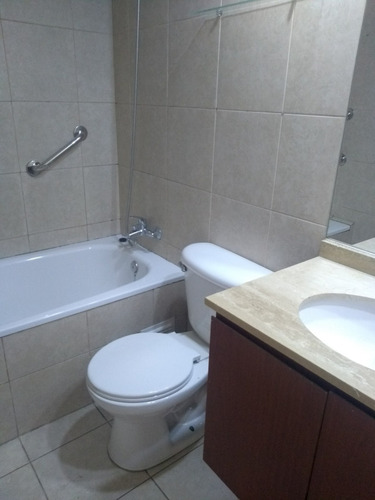 Depto 3 Dorm Y 2b Más Estac En Walker Martinez/ Ongolmo