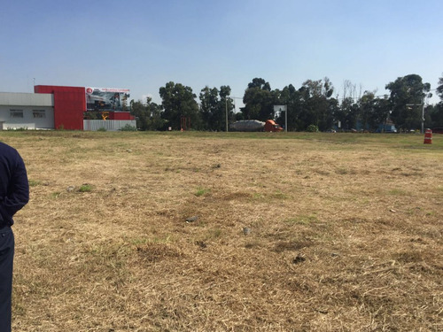 Terreno En Renta A Unos Metros De Caseta De Cobro Mex - Qro.