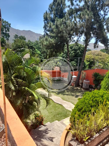 Cas Quinta Castaño Sector La Planta , Economica De Oportunidad Terreno 1280mtrs2 Maracay Estado Aragua 022js