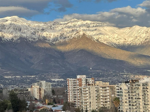 Departamento En Venta De 2 Dorm.c/estac.y Bodega En Ñuñoa