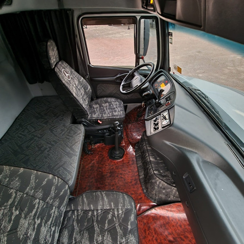 Imagem 8 de 15 de Caminhão Mb Atron 1635 Cavalo Toco 4x2 2013