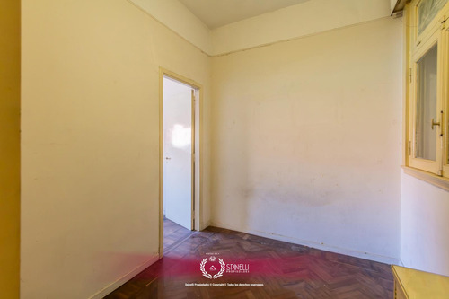 Venta Ph 3 Ambientes 125m² Duplex A Reciclar Con Patio Y Terraza Propia En Boedo / Parque Patricios