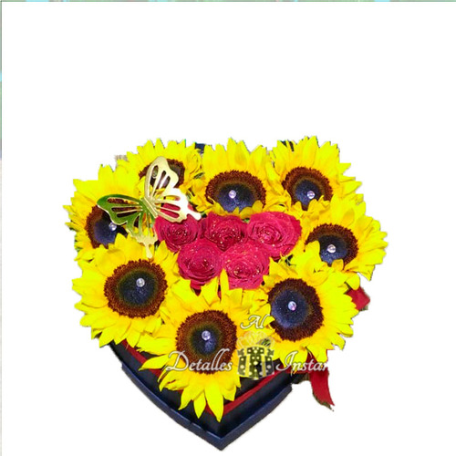 Ancheta Corazón En Girasoles Y Rosas Para Enamorar