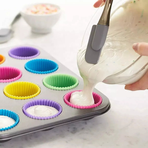 Molde Antiadherente Para Cupcake + 12 Capacillos De Silicona