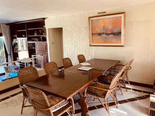 Vendo Hermosa Casa A Una Cuadra Del Mar, Rincón Del Indio.