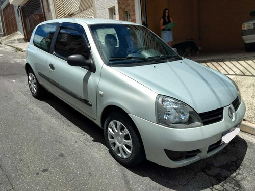 Renault Clio 2008 1.0 16v Authentique Hi-flex 3p