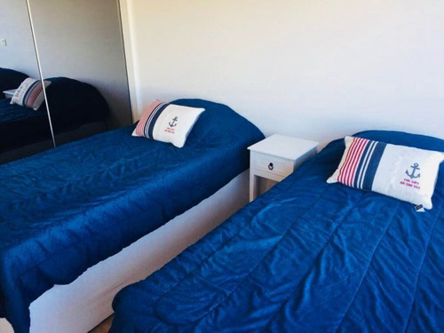 Venta Apartamento 2 Dormitorios En Playa Mansa,