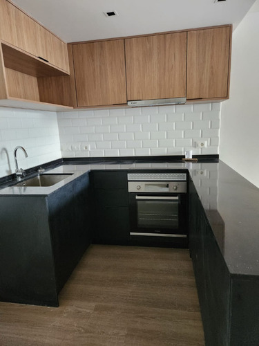 Venta Centro Apartamento 2 Dormitorios, Nuevo Con Renta