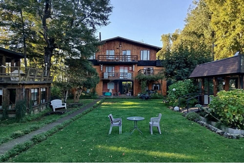 Recinto Turístico En Arriendo En Pucón