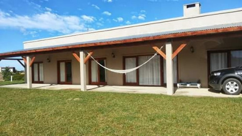 Imagen 1 de 11 de Deportiva - Muy Linda Casa En Alquiler Temporal Costa Esmeralda