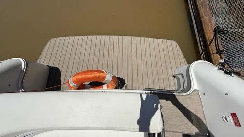 Lancha Cuddy Chris Craft 26 Volvo V8 300hp Duo Prop Crowne