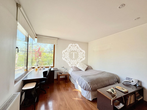 Condominio, 4d + Serv. Oriente, Piscina
