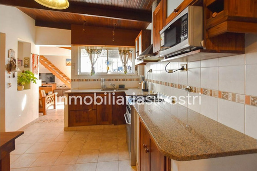 Imagen 9 de 26 de 516 E/ 9 Y 10 Ringuelet - Casa En Venta