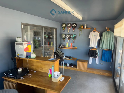 Local Comercial Amoblado En Centro De Deportivo (paddel Gym)
