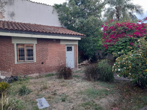 Imagen 11 de 12 de Venta Local Casa Ituzaingo Oportunidad