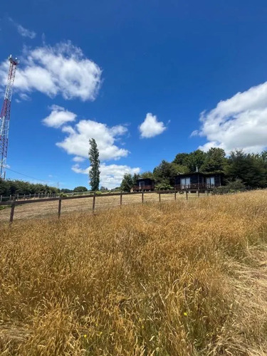 Parcela Vista Al Lago Con 2 Cabañas 60m2 Cada Una