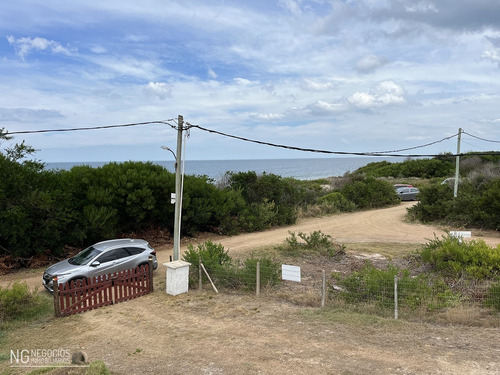 Imagen 4 de 25 de Casa Frente Al Mar En Balneario Argentino