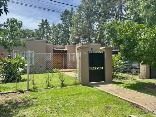 Venta Casa 4 Ambientes, Calle Moreno Al 500, Parque Sakura, Exalt. De La Cruz
