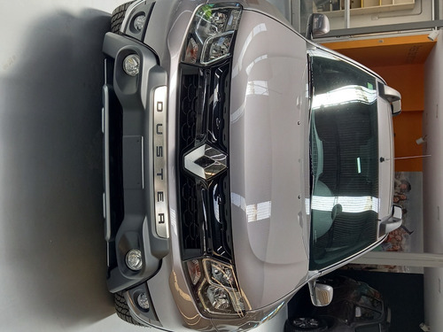 Renault Duster Oroch 2.0 Outsider Plus 2020