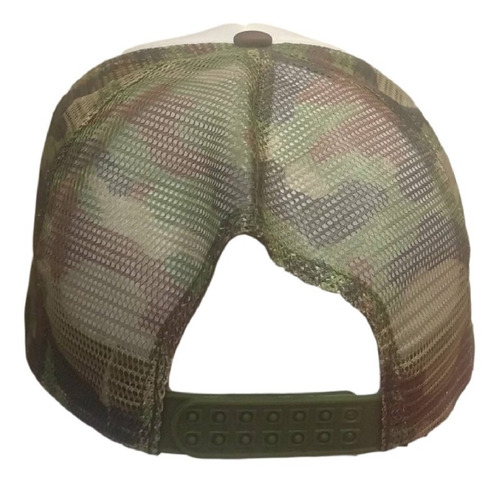 Imagen 8 de 8 de Gorra Trucker Escudo Bordado Huracán Camuflado