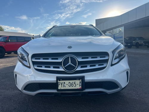 Mercedes-Benz Clase GLA 1.6 200 Cgi At