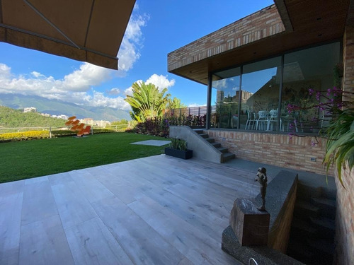 Imagen 2 de 5 de Casa En Venta Urb. Mirador De Los Campitos C-19774