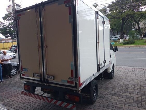 Imagem 4 de 12 de Hyundai Hr 2.5 Bau Refrigerado 2015/2016 Branca