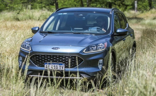 Ford Kuga Hibrida Titanium Awd (203cv) B