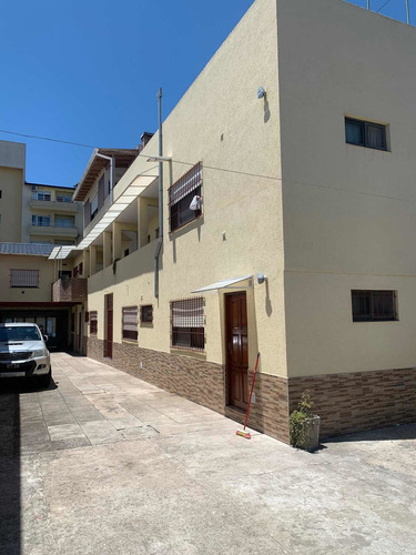 Imagen 5 de 14 de Alquilo Departamento En Mar De Ajo