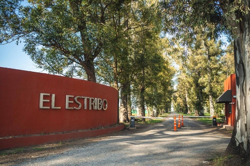 BARRIO TRES PINOS VILLA DE CAMPO-LOTES FINANCIADOS
