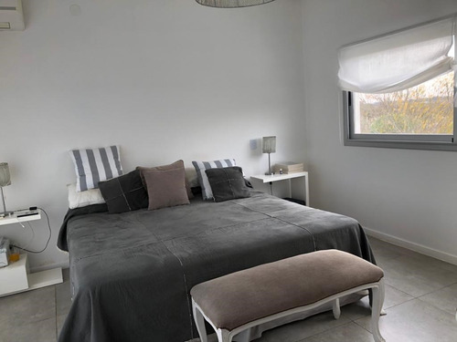 Imagen 16 de 20 de Casa En Venta En San Benito, Villanueva, Tigre