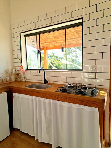 Refúgio Isolado Com Cachoeira, Vista Incrível, Casa Mobiliad