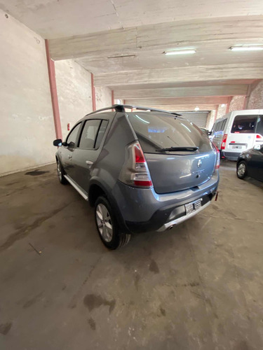 Imagen 3 de 15 de Renault Sandero Stepway 2011 1.6 Dynamique 105cv
