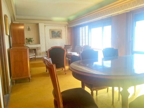 Imagen 5 de 30 de Departamento De 6 Ambientes Con Espacio Guardacoche Y Baulera En Venta En Caballito