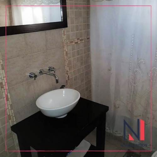 Imagen 8 de 14 de Casa En Venta En Castelar
