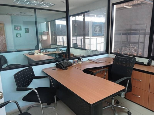 Imagen 13 de 18 de Iris Hernandez. Vende Galpon Industrial (3800/3315). Zona I La Floresta. Guacara. Codigo 141386. ( Solo Para Clientes )