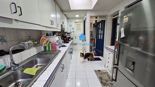 Se Vende Casa En Comuna De Ñuñoa