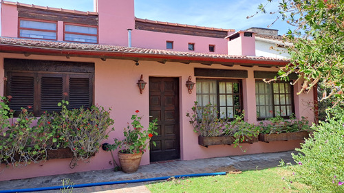 Casa En Venta En Country Maschwitz Club-pileta-3 Dormitorios