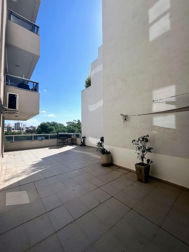General Paz Departamento En Venta De 2 Dormitorios 2 Baños Con Gran Terraza - Apto Credito