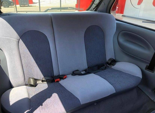 Imagem 8 de 9 de Ford Fiesta 1.0 Mpi 8v Gasolina 2p Manual
