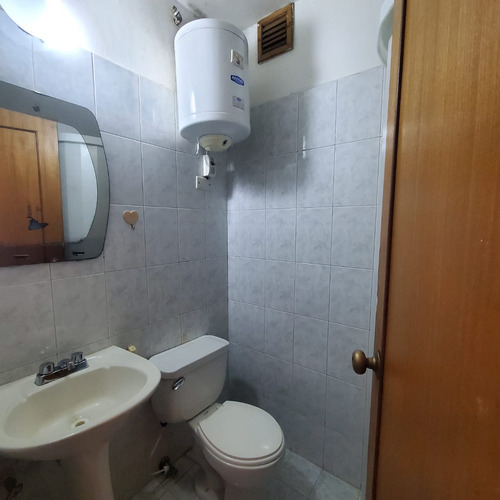 Yz Se Alquila Apartamento En Los Mangos Res. Minotaure Palac