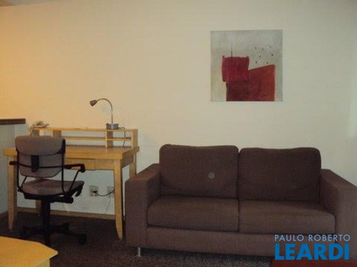Imagem 2 de 4 de Flat - Itaim Bibi - Sp - 390883
