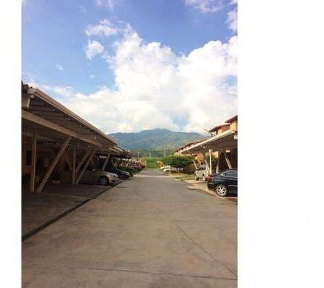 Imagen 2 de 12 de En Venta Townhouse En Manantial