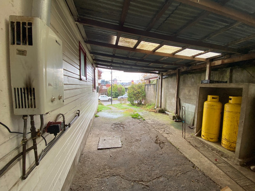 Casa De 78 M2 De2 Pisos, Sector Teja Sur, Isla Teja,valdivia