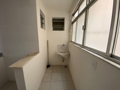 Imagem 10 de 12 de Apto Humaitá | 2 Quartos | 74 M² | Cond: R$1300.00 | 1 Vaga - 1pirv9c