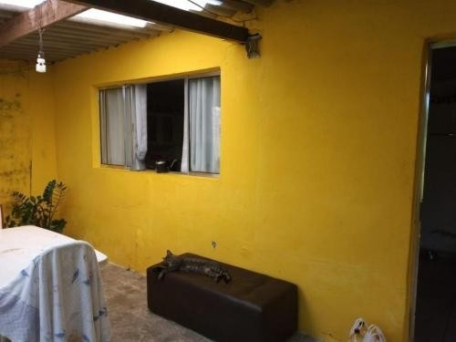 Imagem 6 de 14 de Ótima Casa Em Mongaguá Com Quintal Amplo Perto De Comércios