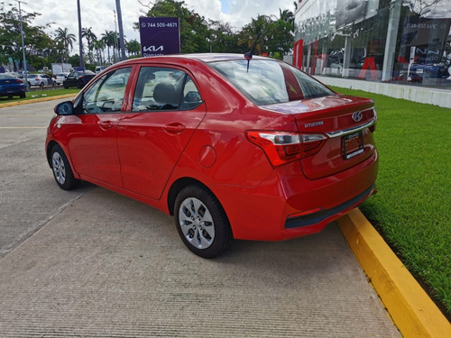 Imagen 6 de 11 de Grand I10 Gl Mid Sedan